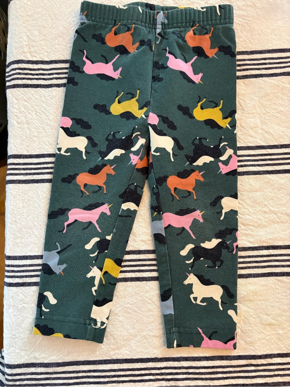 Hanna Andersson Forest Green Unicorn Print Leggings